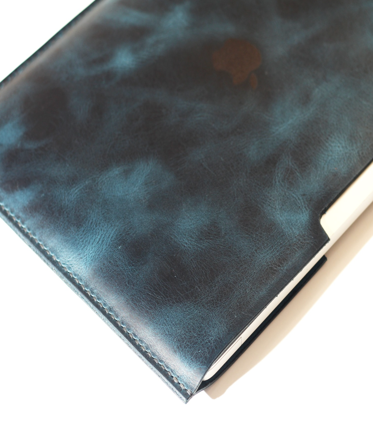Adonis MacBook Air 13 İnç Kılıf